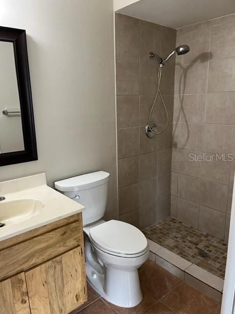 Recently Rented: $1,450 (2 beds, 2 baths, 879 Square Feet)