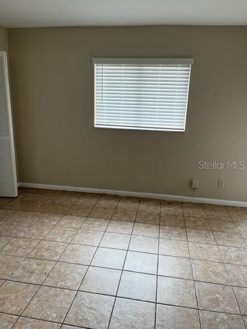 Recently Rented: $1,450 (2 beds, 2 baths, 879 Square Feet)