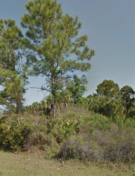 Recently Sold: $16,000 (0.28 acres)