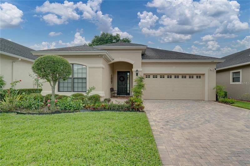 Recently Sold: $485,000 (3 beds, 3 baths, 2275 Square Feet)