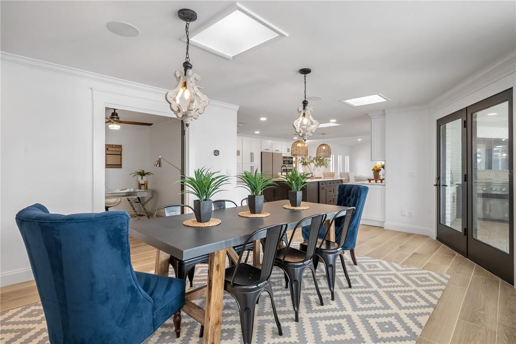 Recently Sold: $1,950,000 (4 beds, 3 baths, 3085 Square Feet)