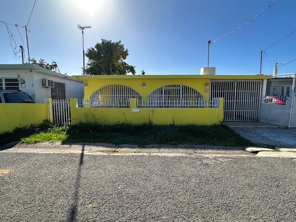 Vendido Recientemente: $79,000 (3 camas, 1 baños, 810 Pies cuadrados)