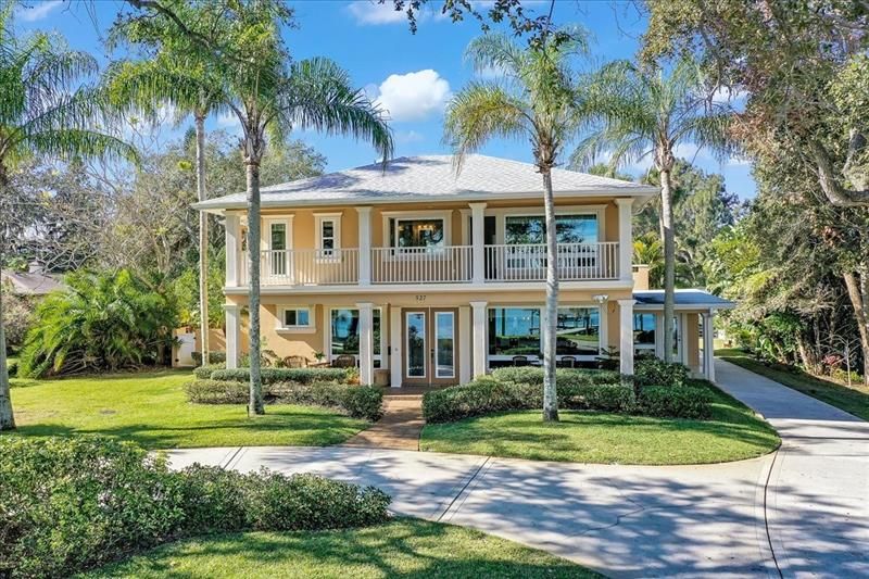 Vendido Recientemente: $1,975,000 (7 camas, 6 baños, 5100 Pies cuadrados)