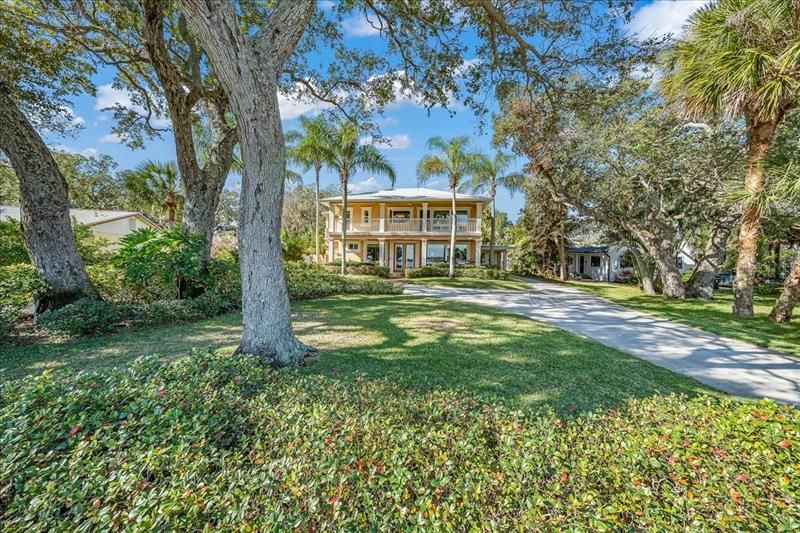 Recently Sold: $1,975,000 (7 beds, 6 baths, 5100 Square Feet)