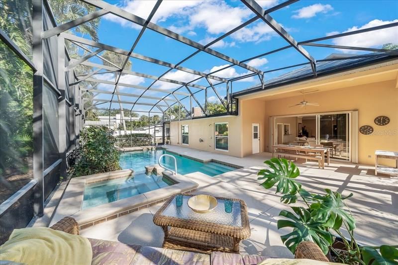 Recently Sold: $1,975,000 (7 beds, 6 baths, 5100 Square Feet)