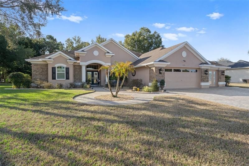 Recently Sold: $759,000 (4 beds, 3 baths, 3210 Square Feet)