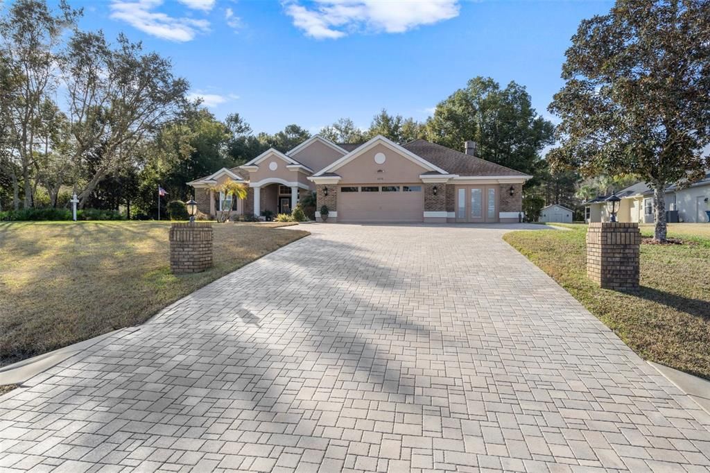 Recently Sold: $759,000 (4 beds, 3 baths, 3210 Square Feet)