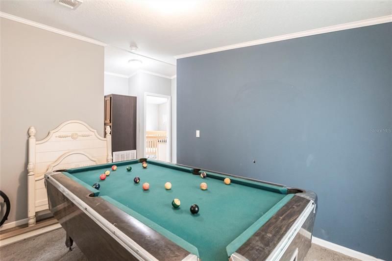 Recently Sold: $270,000 (3 beds, 2 baths, 1404 Square Feet)