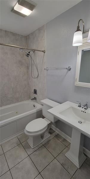 Недавно арендовано: $2,325 (3 спален, 2 ванн, 1372 Квадратных фут)