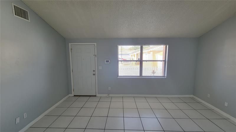 Recently Rented: $2,125 (3 beds, 2 baths, 1248 Square Feet)