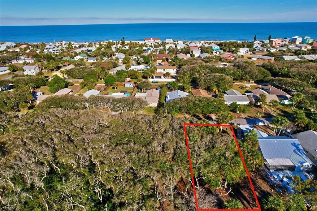 На продажу: $185,000 (0.17 acres)