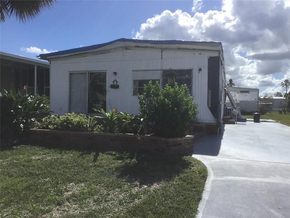 Vendido Recientemente: $70,000 (2 camas, 2 baños, 1176 Pies cuadrados)
