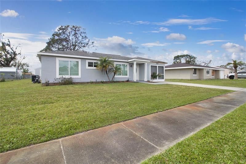 Recently Sold: $207,000 (3 beds, 1 baths, 912 Square Feet)