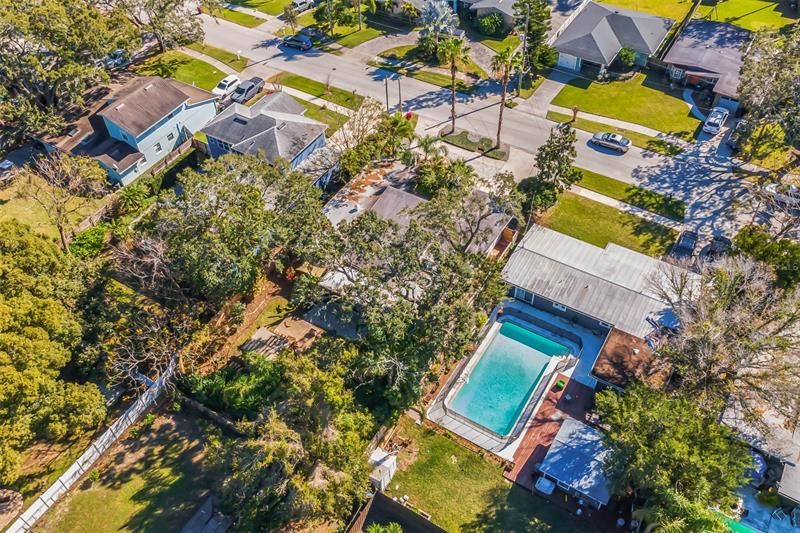 Recently Sold: $725,000 (4 beds, 3 baths, 2482 Square Feet)