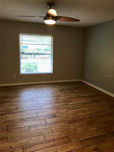Recently Rented: $2,900 (3 beds, 2 baths, 1660 Square Feet)