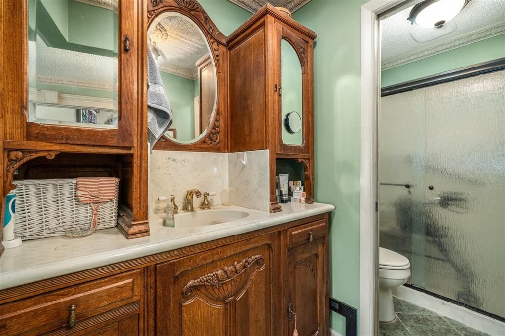 Master Bath Custom Vanity