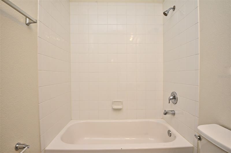 最近租的: $2,700 (3 贝兹, 3 浴室, 2070 平方英尺)