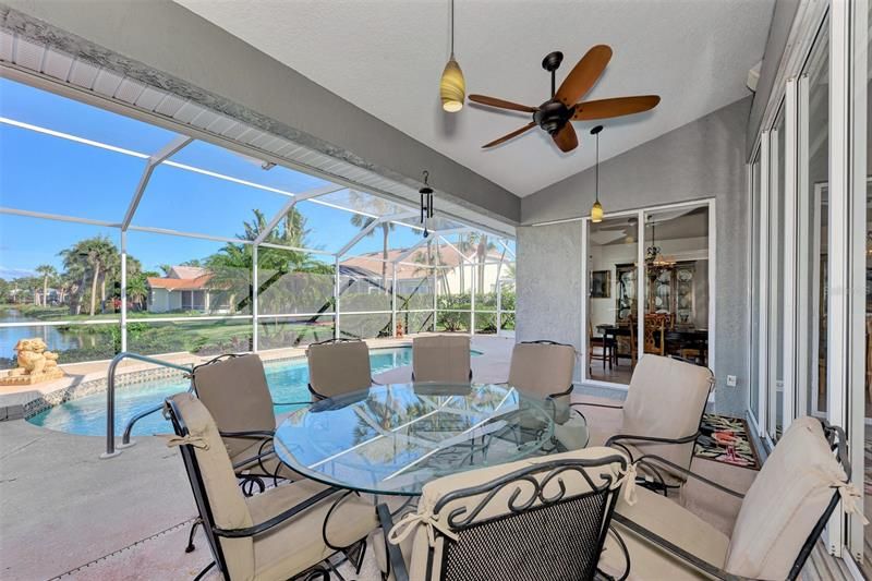 Recently Sold: $585,000 (3 beds, 2 baths, 2243 Square Feet)