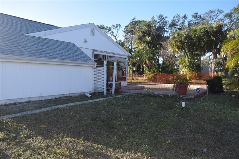 Recently Sold: $190,000 (3 beds, 2 baths, 1175 Square Feet)