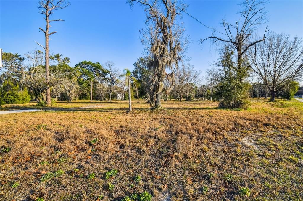 Active With Contract: $600,000 (7.92 acres)