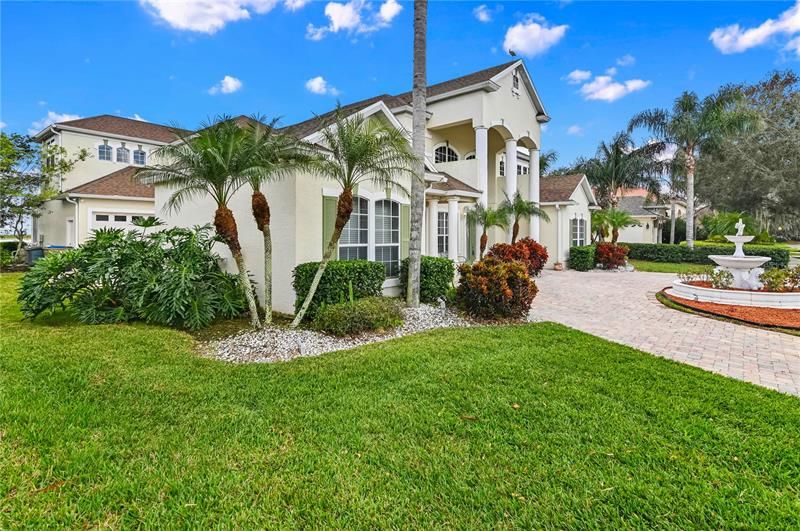 Recently Sold: $850,000 (5 beds, 4 baths, 3845 Square Feet)
