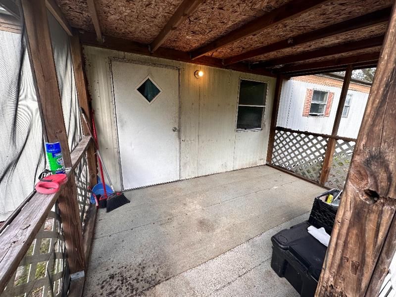 Recently Sold: $69,000 (2 beds, 1 baths, 720 Square Feet)