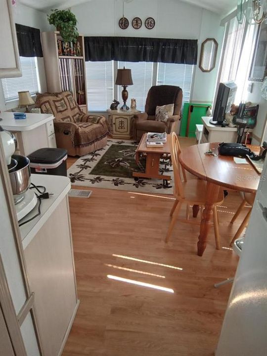 Recently Sold: $97,000 (1 beds, 1 baths, 396 Square Feet)