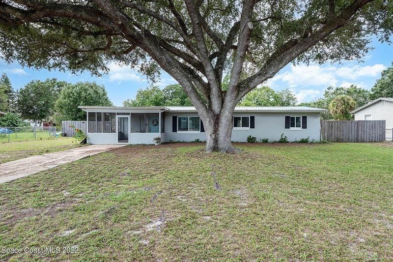 Recently Sold: $200,000 (4 beds, 1 baths, 1058 Square Feet)