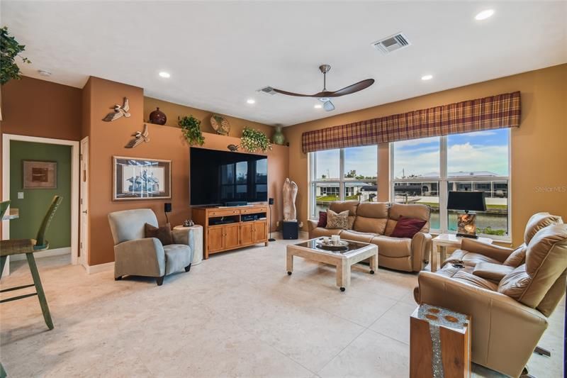 Recently Sold: $1,100,000 (3 beds, 3 baths, 2175 Square Feet)
