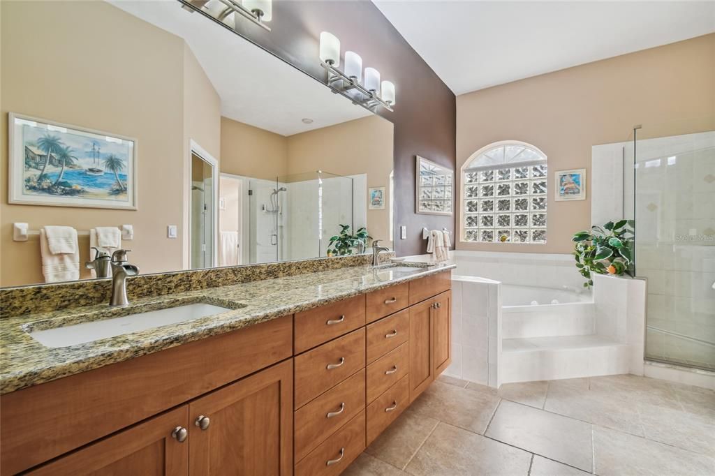 Recently Sold: $1,100,000 (3 beds, 3 baths, 2175 Square Feet)