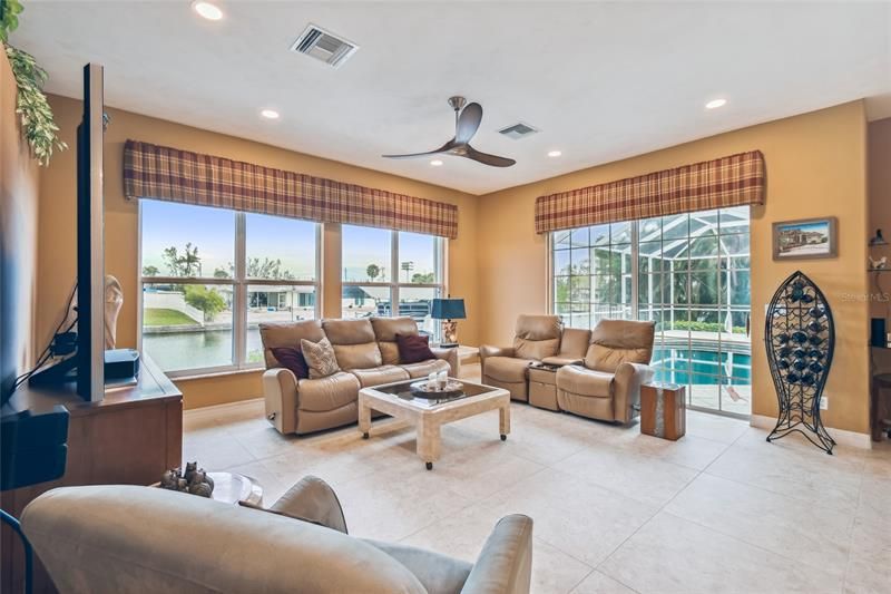 Recently Sold: $1,100,000 (3 beds, 3 baths, 2175 Square Feet)