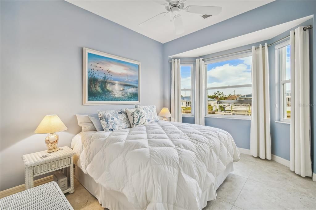 Recently Sold: $1,100,000 (3 beds, 3 baths, 2175 Square Feet)