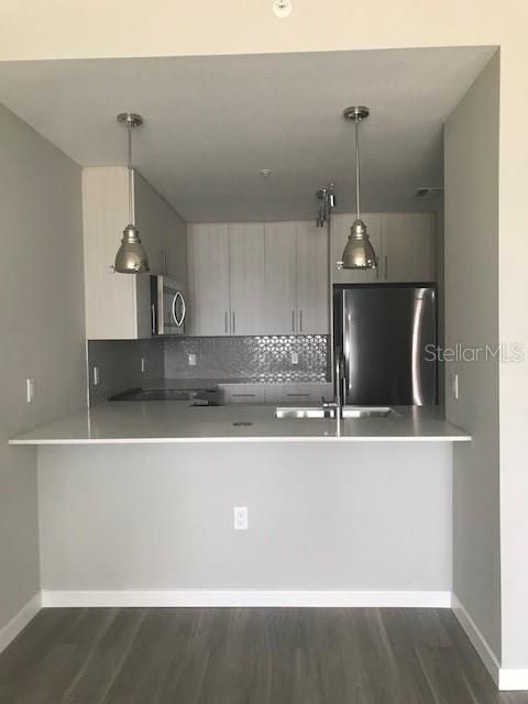 Recently Rented: $2,046 (1 beds, 1 baths, 609 Square Feet)