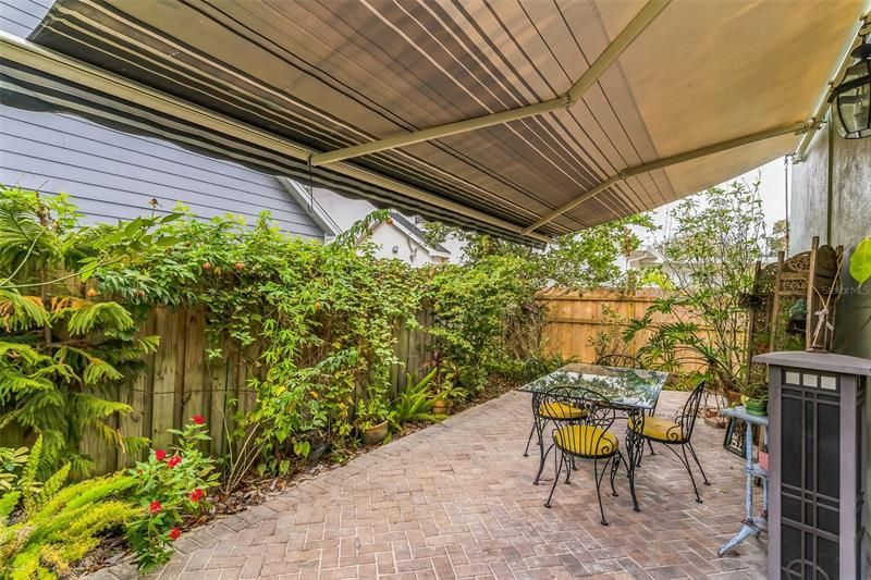 Recently Sold: $525,000 (3 beds, 2 baths, 1758 Square Feet)