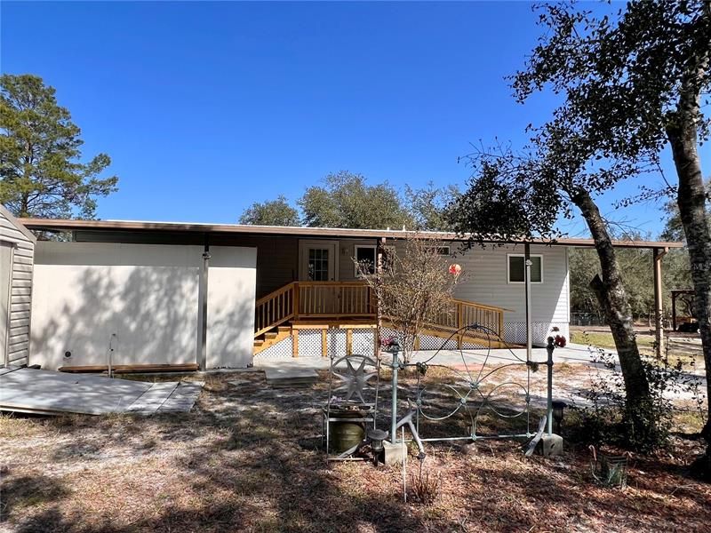 Recently Sold: $309,900 (3 beds, 2 baths, 1074 Square Feet)