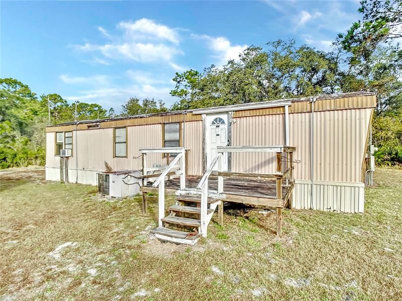 Recently Sold: $54,950 (3 beds, 1 baths, 700 Square Feet)