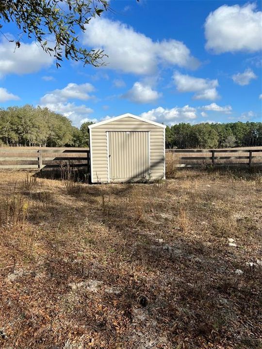 Vendido Recientemente: $155,000 (3 camas, 2 baños, 1920 Pies cuadrados)