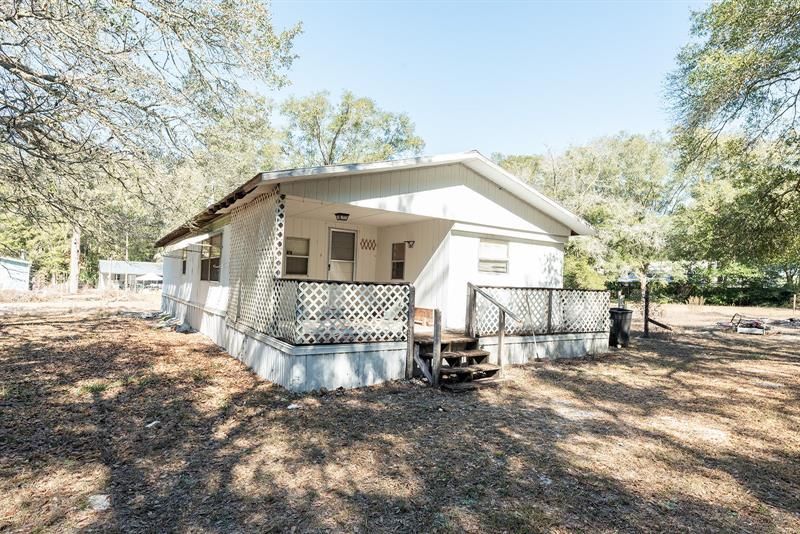 Recently Sold: $99,000 (2 beds, 1 baths, 1224 Square Feet)