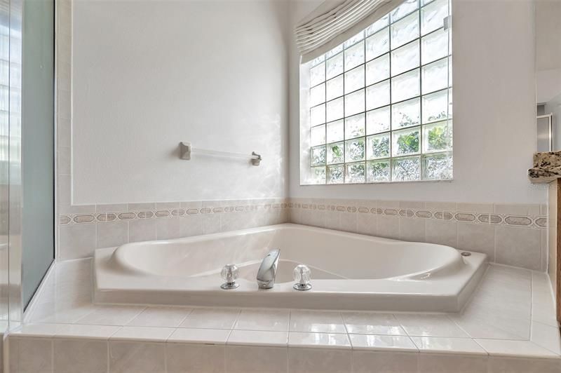 Недавно арендовано: $4,500 (5 спален, 4 ванн, 3400 Квадратных фут)