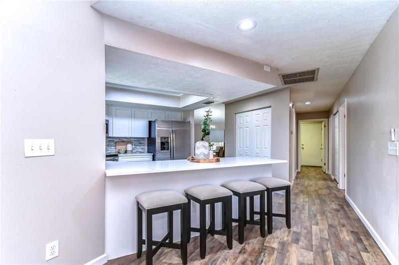 Recently Sold: $525,000 (3 beds, 2 baths, 2057 Square Feet)