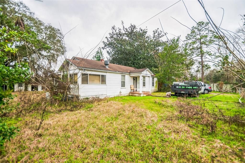 Recently Sold: $85,000 (3 beds, 1 baths, 1803 Square Feet)