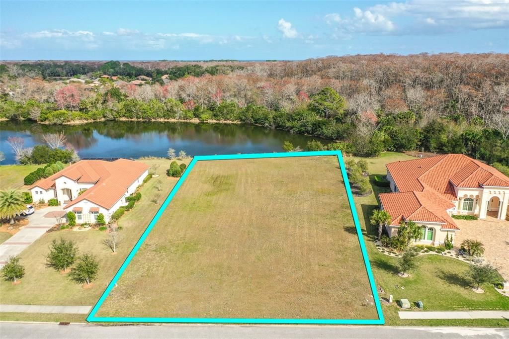 Vendido Recientemente: $275,000 (0.77 acres)