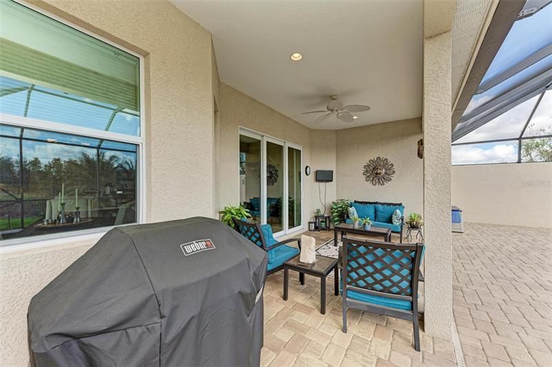Recently Sold: $639,000 (2 beds, 2 baths, 1779 Square Feet)