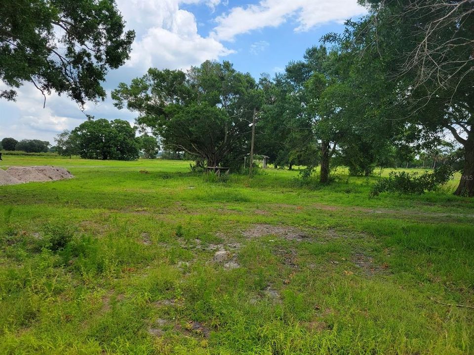 Vendido Recientemente: $87,000 (2.00 acres)