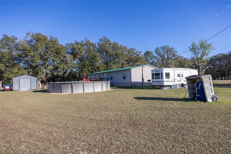 Recently Sold: $275,000 (4 beds, 3 baths, 2560 Square Feet)