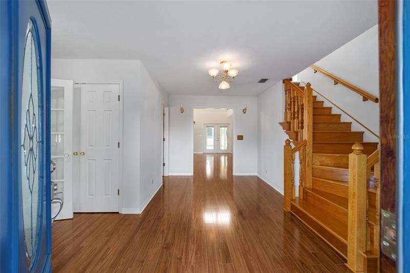 Recently Sold: $799,000 (3 beds, 2 baths, 3033 Square Feet)