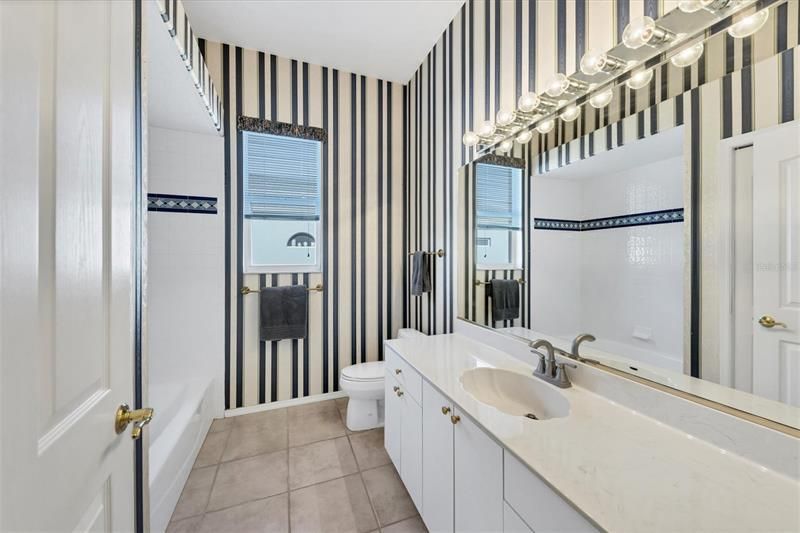 Recently Sold: $725,000 (3 beds, 3 baths, 2631 Square Feet)