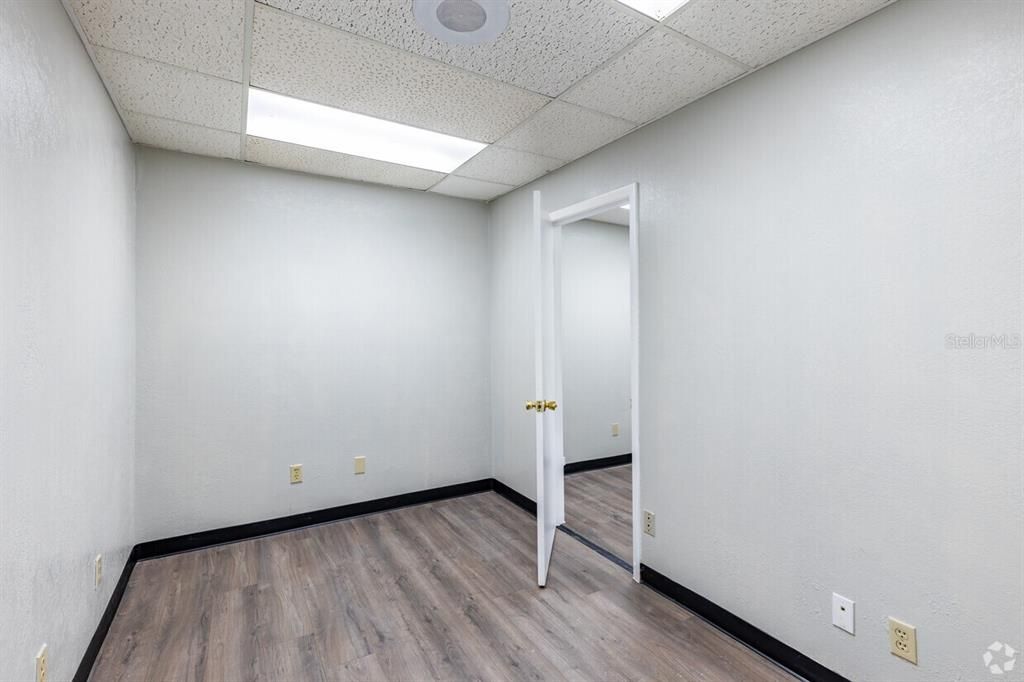 待售: $400,000 (0 贝兹, 0 浴室, 0 平方英尺)