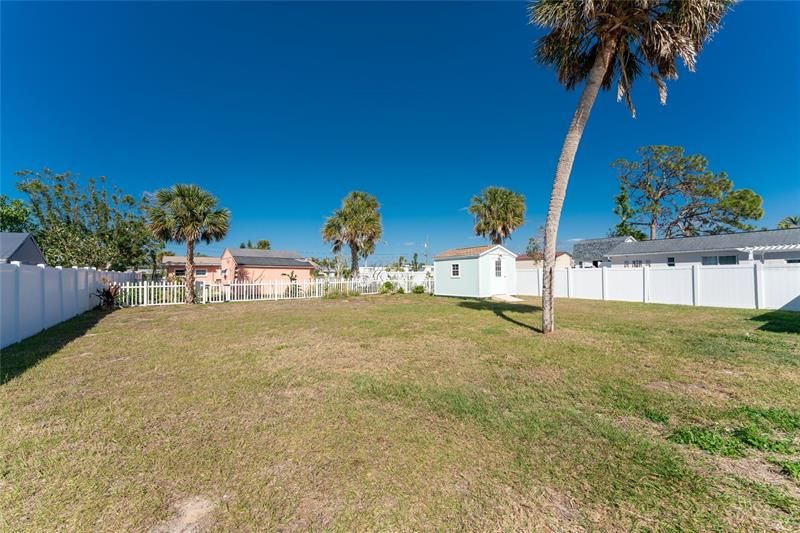 Recently Sold: $270,000 (2 beds, 1 baths, 856 Square Feet)