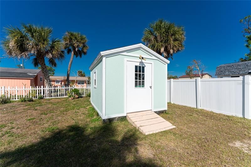 Recently Sold: $270,000 (2 beds, 1 baths, 856 Square Feet)
